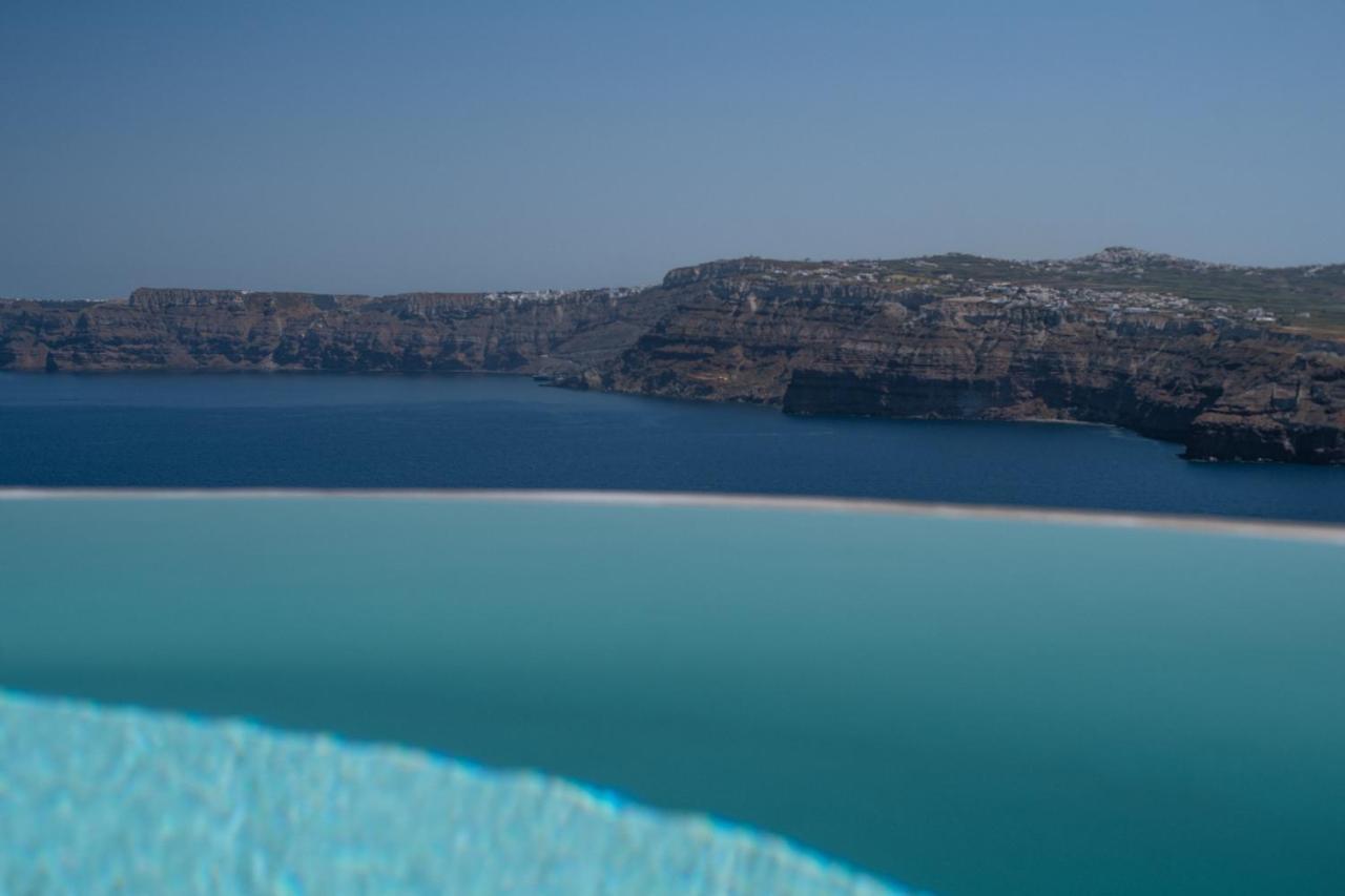 Villa Akrorama Private And *