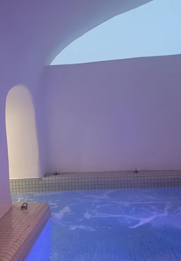 Orpheus Santorini *
