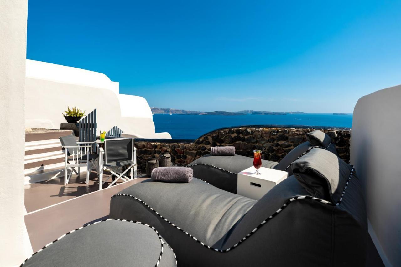 Nostos Oia (Santorini)