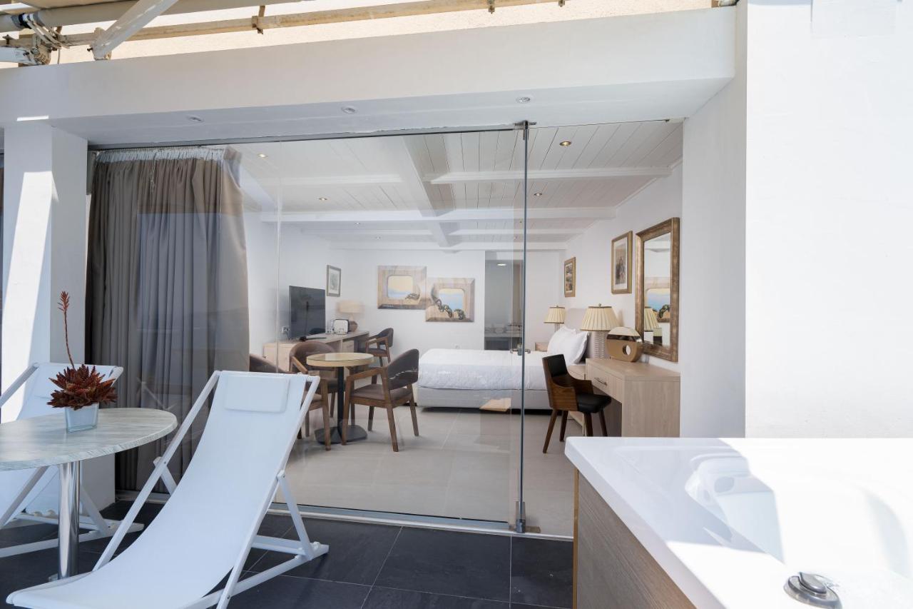 Kratiras View Luxury Hotel 3*