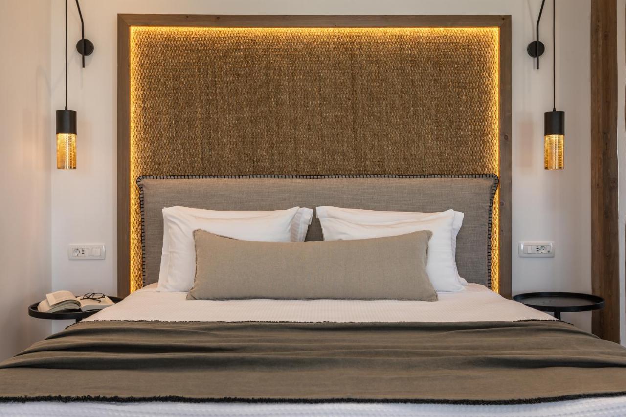 Vineyard Exclusive Suites 4* Akrotiri (Santorini)