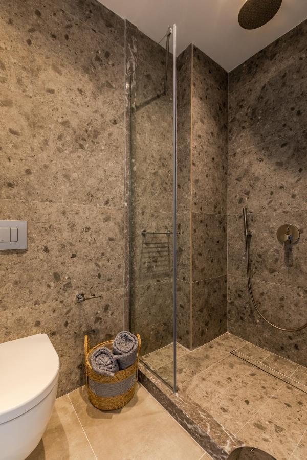 Vineyard Exclusive Suites Aparthotel 4*