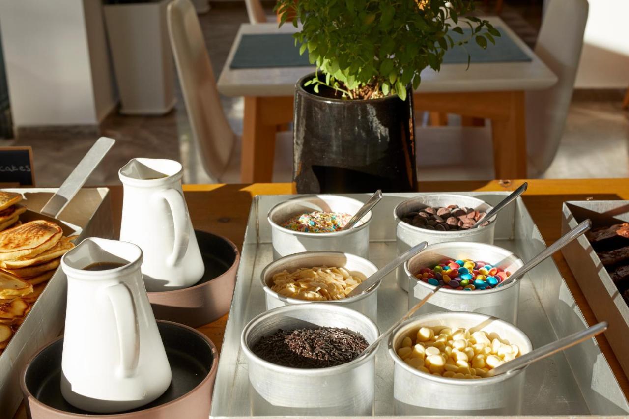 Hermes Hotel Kamari (Santorini)