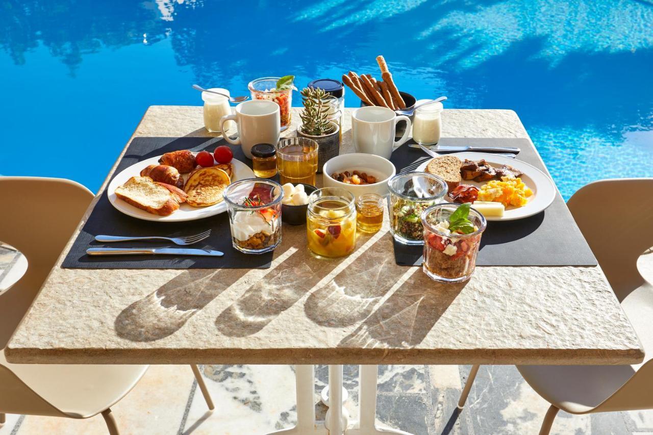 Hermes Hotel Kamari (Santorini)