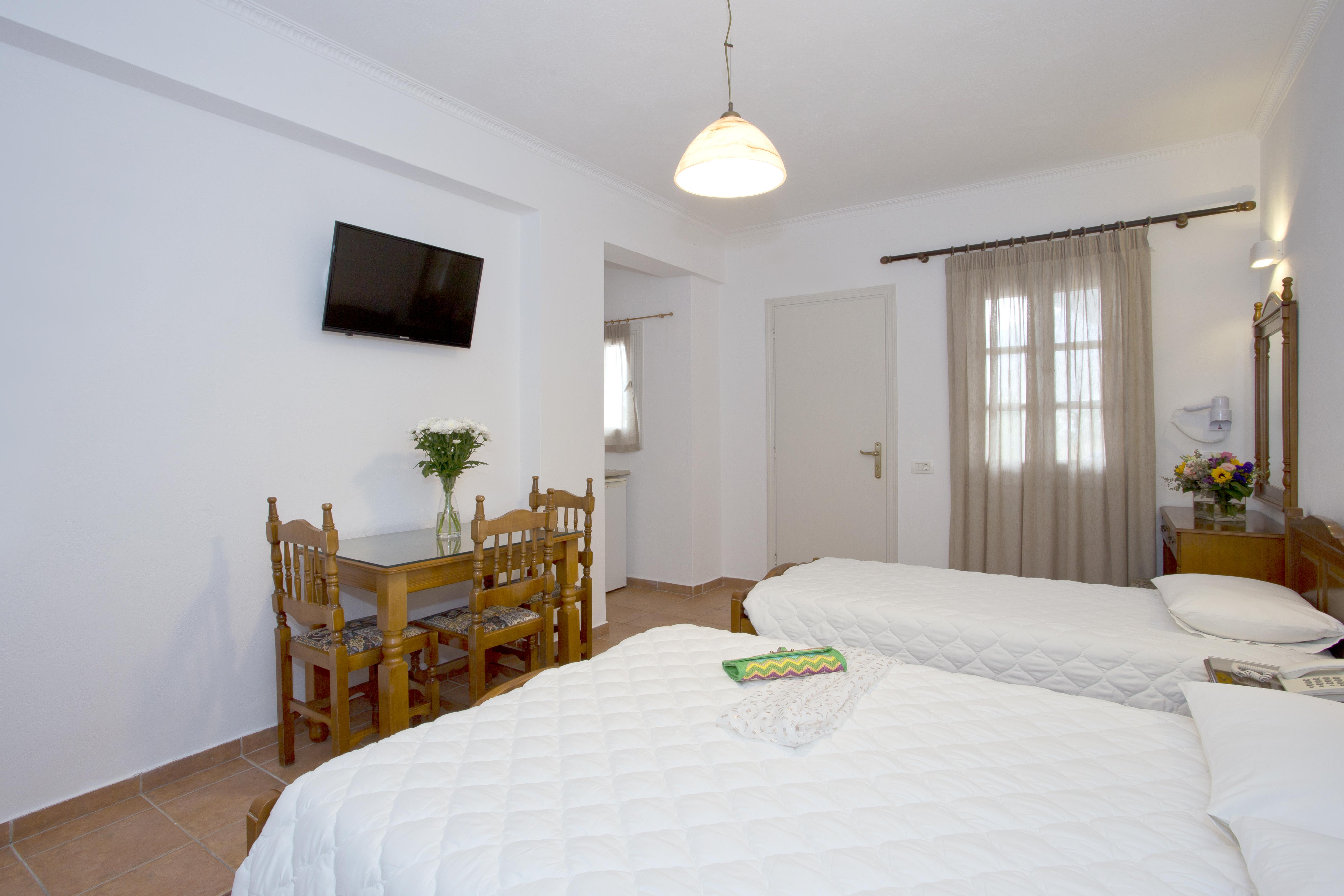 Alexandra Hotel Kamari (Santorini)