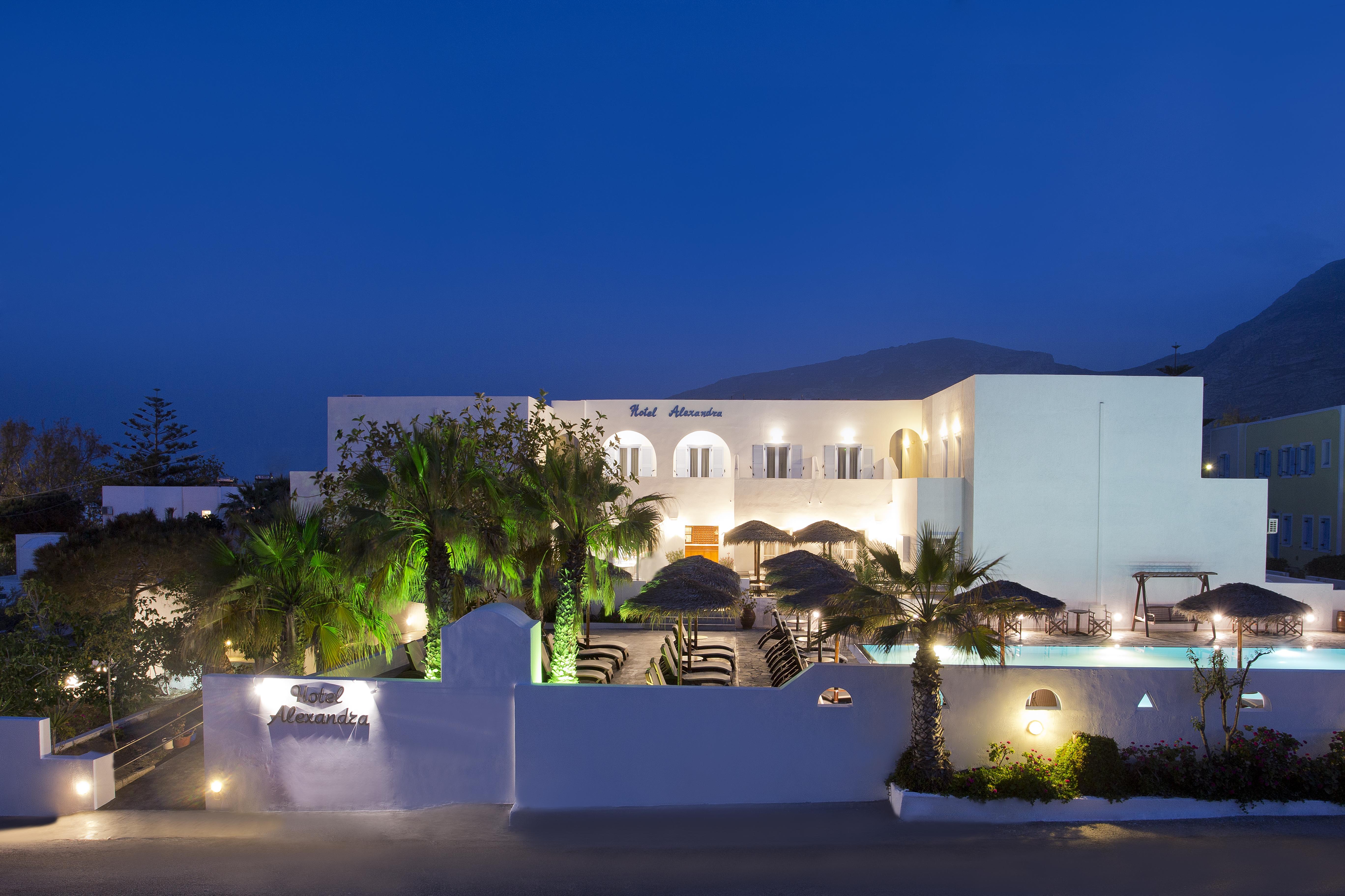 Alexandra Hotel 2*