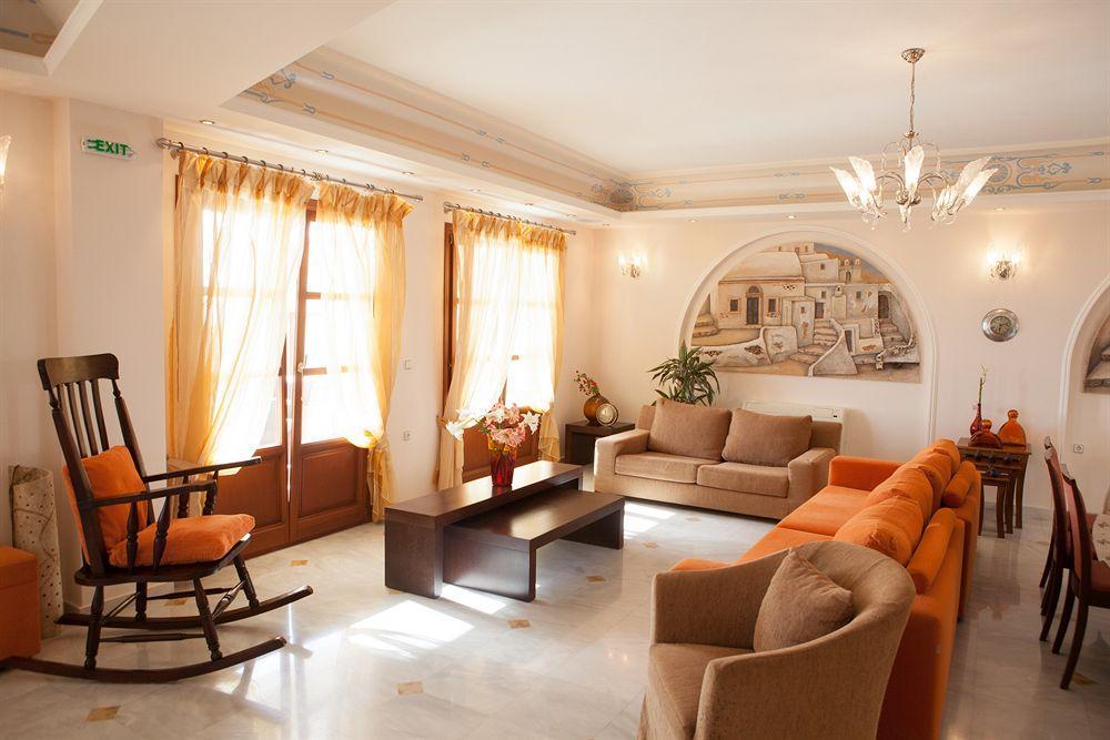 Hotel Epavlis &