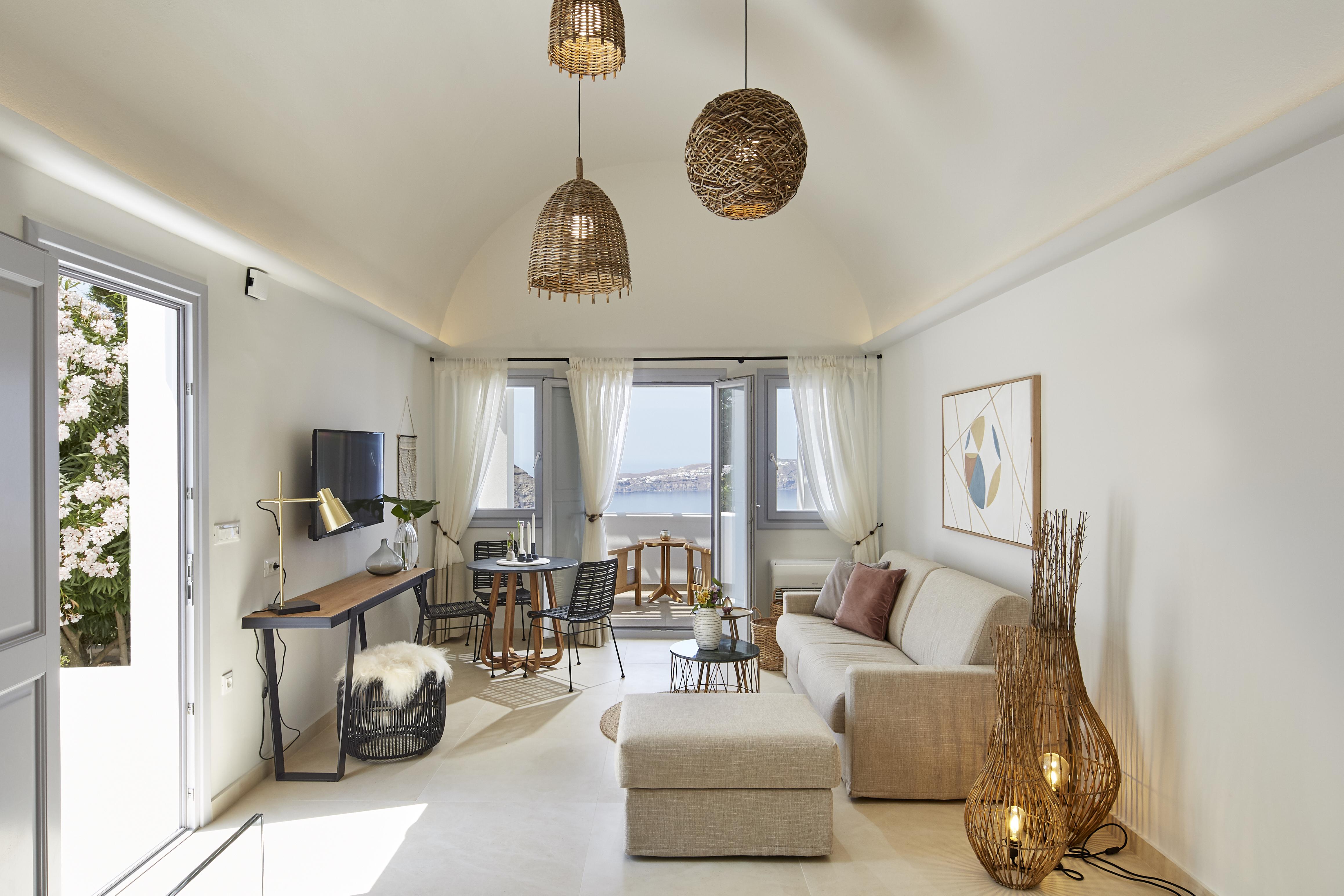 Celestia Grand Fira (Santorini)