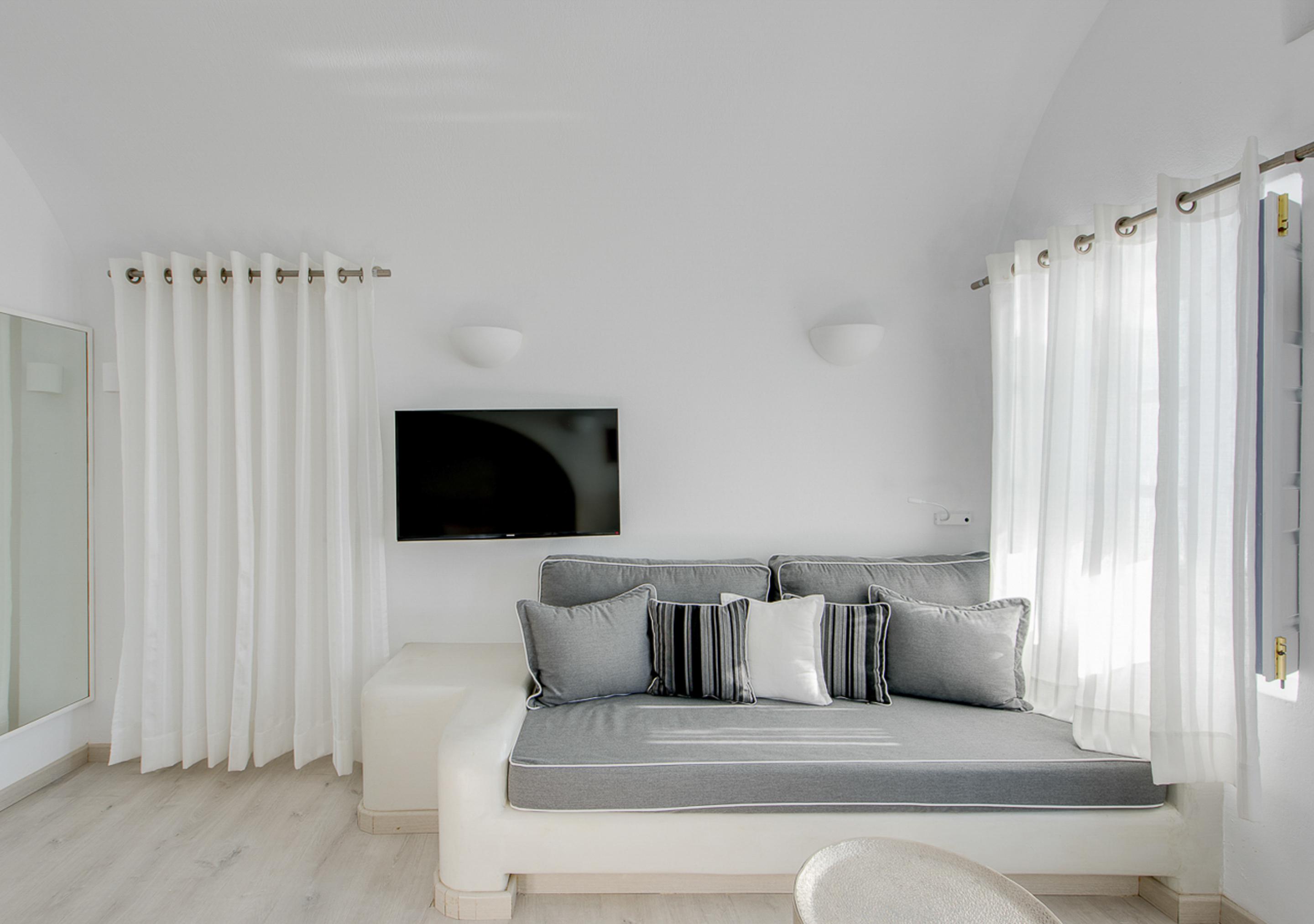 Dana & Infinity Aparthotel 3*