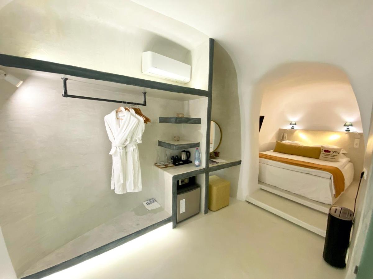 Edem Boutique Oia (Santorini)