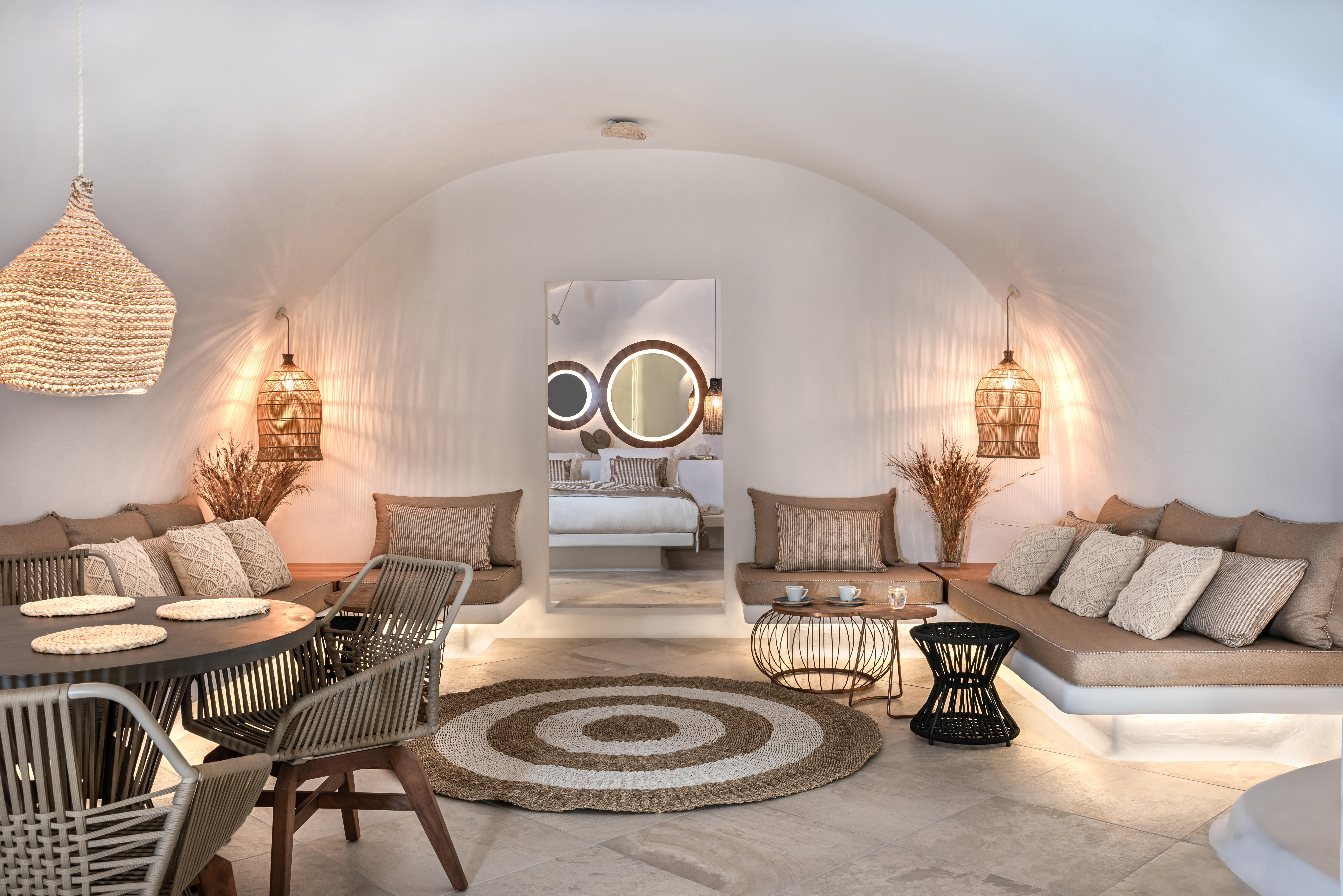 White Santorini Hotel
