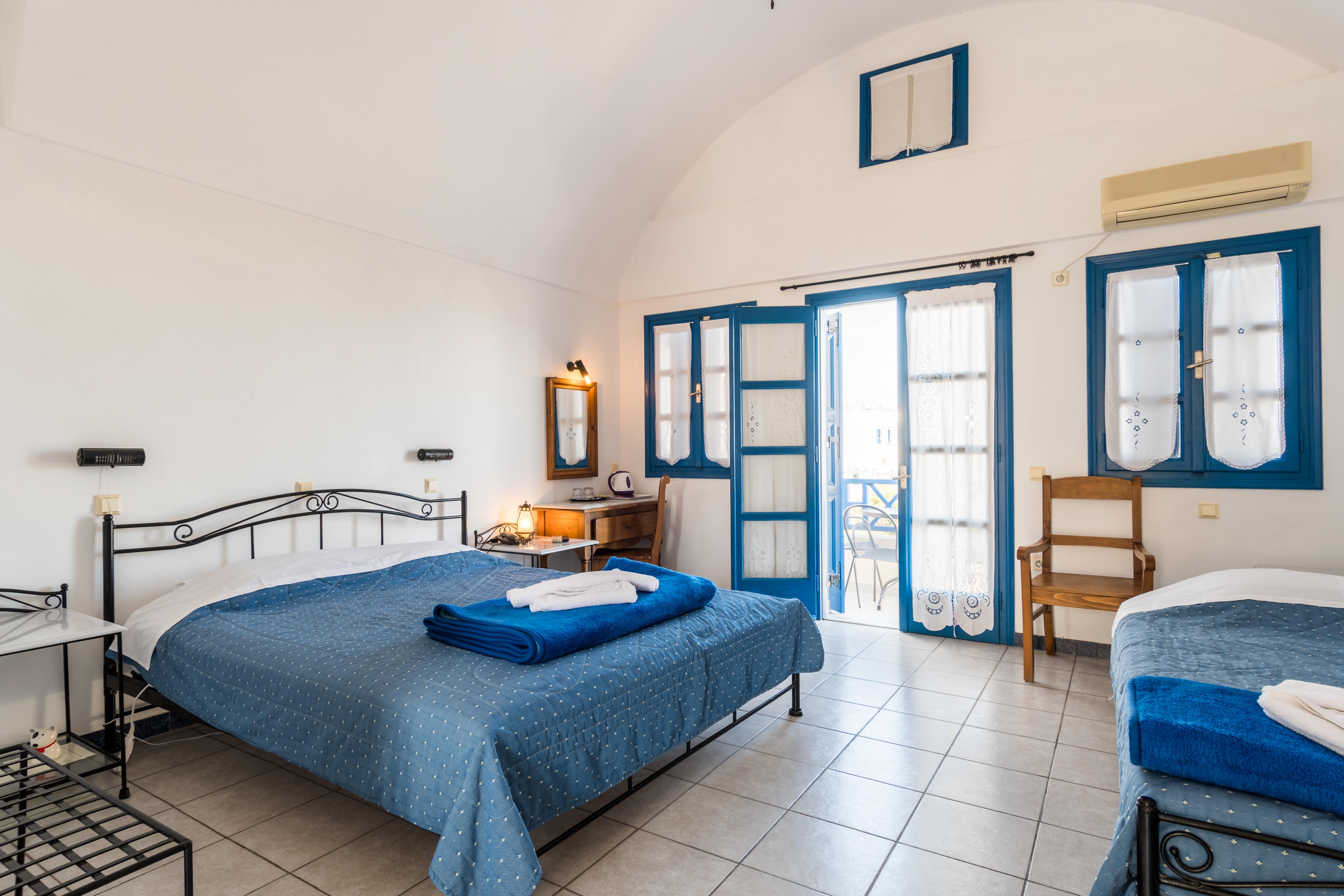 Hotel Irigeneia Perissa (Santorini)