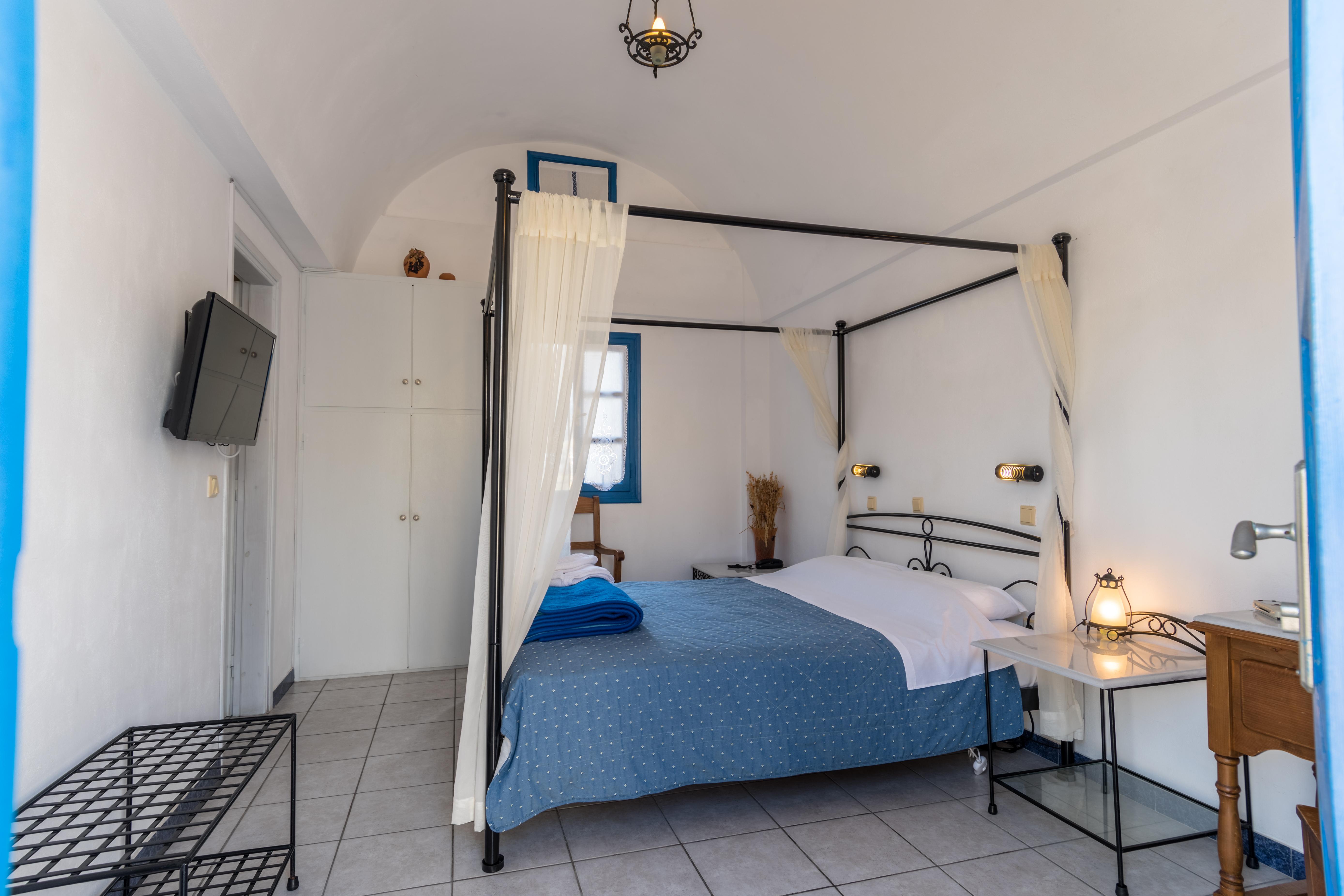 Hotel Irigeneia Perissa (Santorini)