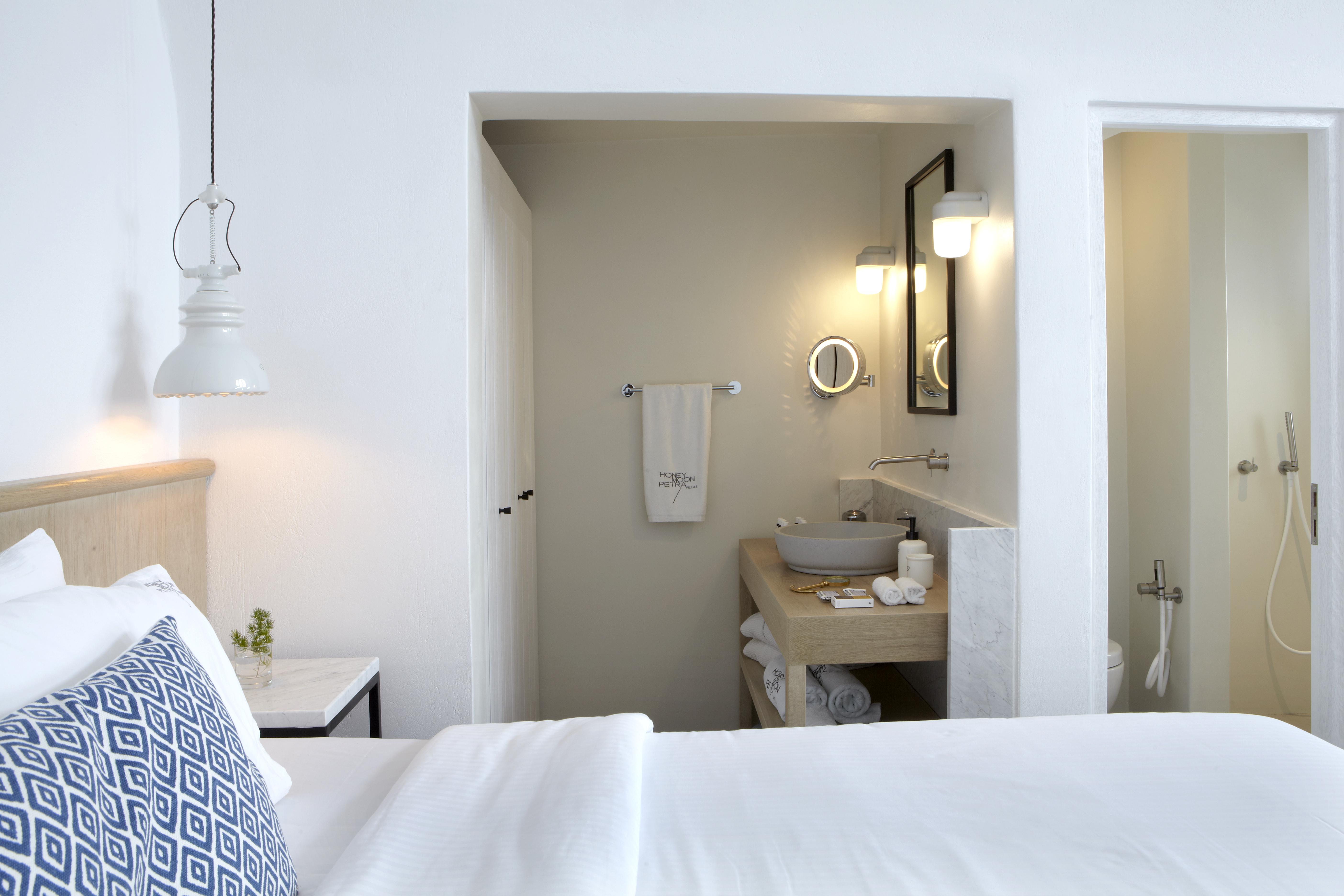 Honeymoon Petra (adults Only) 5* Imerovigli (Santorini)