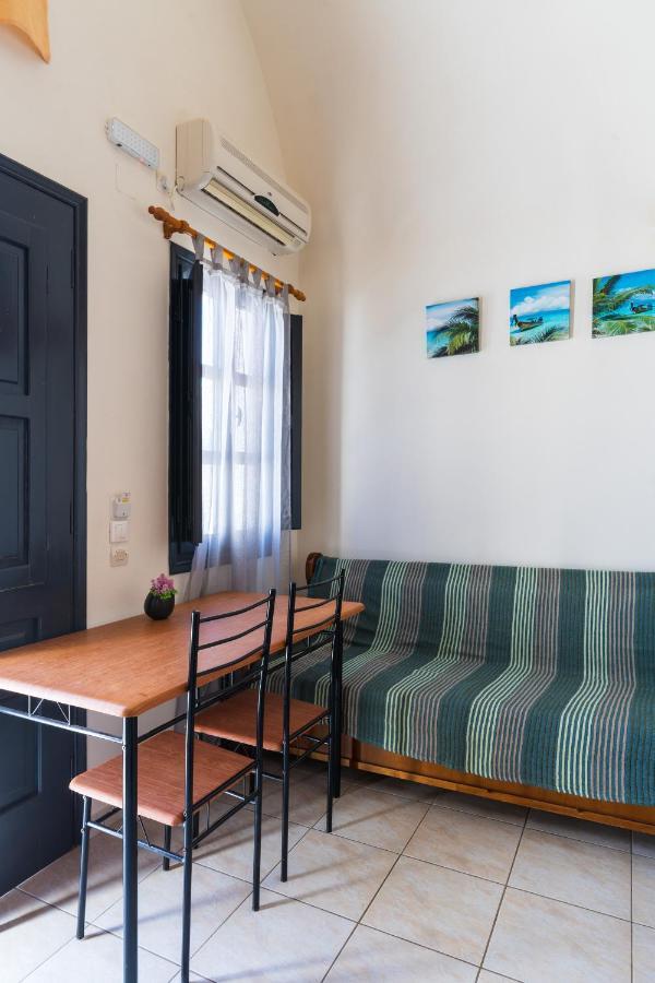 Soulis 3* Oia (Santorini)
