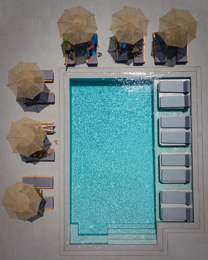 Hotel Onyx & Karterados (Santorini)