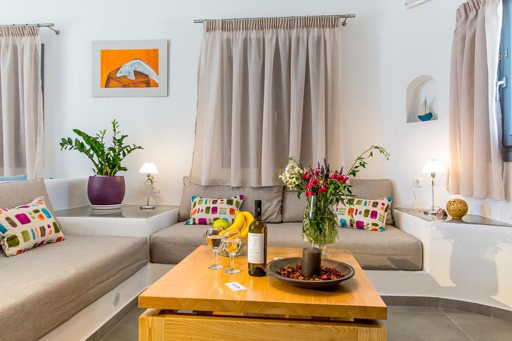 Aspronisi Luxury With Caldera View Pousada