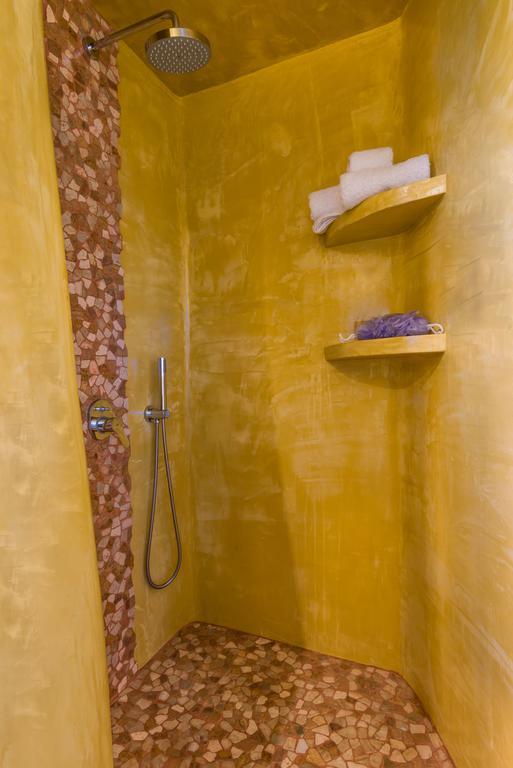 Pousada Aspronisi Luxury With Caldera View