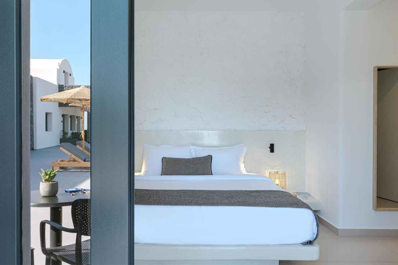 Hotel Onyx & Karterados (Santorini)