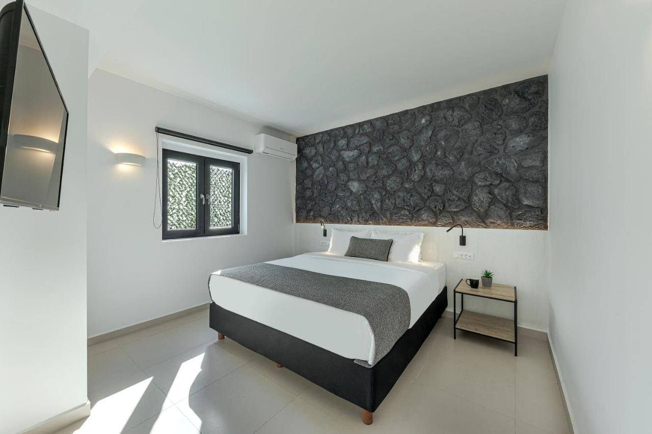 Onyx & Hotel 3*