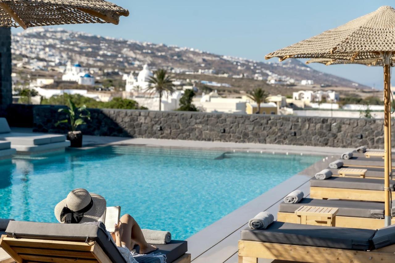 Onyx & 3* Karterados (Santorini)