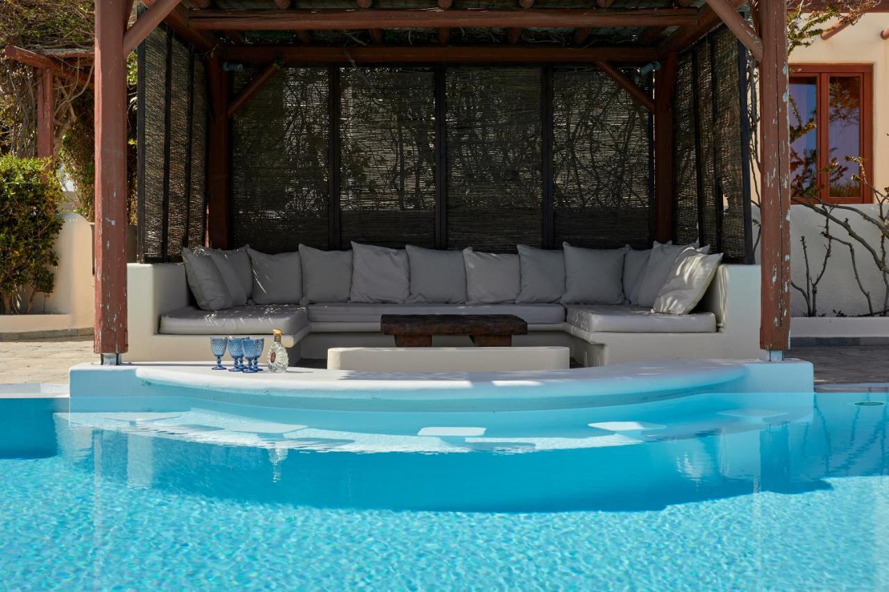 Aquaria Villa *
