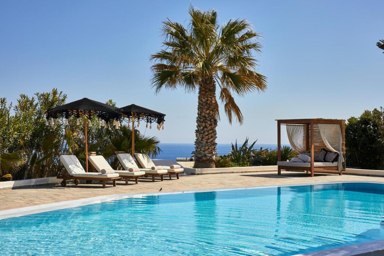 Aquaria * Karterados (Santorini)