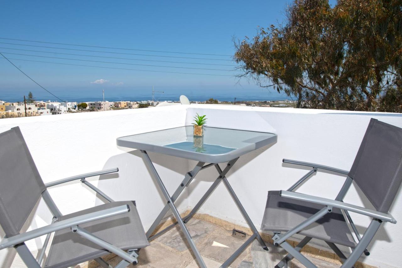 Aina Karterados (Santorini)