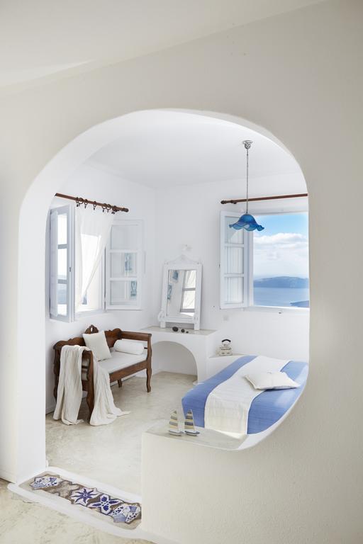 Altana Heritage 4* Imerovigli (Santorini)
