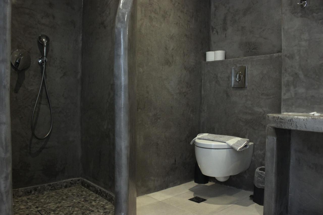 Hotel White Lily & Lofts - Adults Only 16 Perivolos (Santorini)
