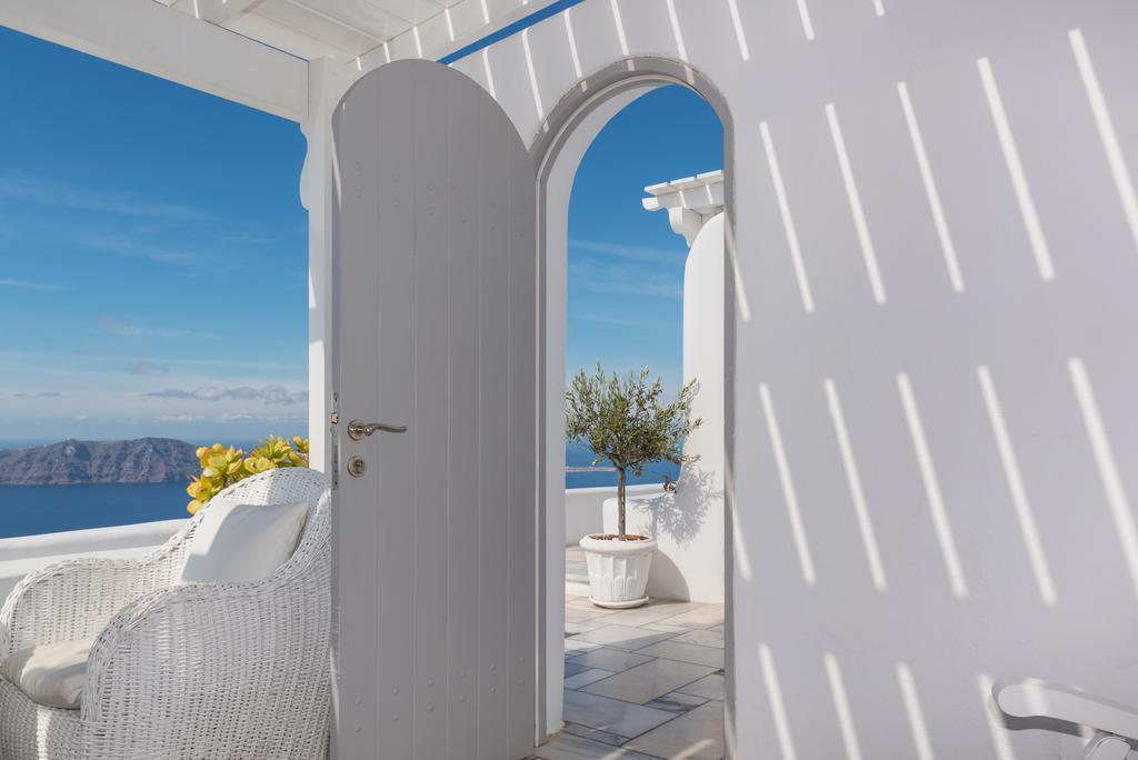 Iliovasilema & Hotel 4*