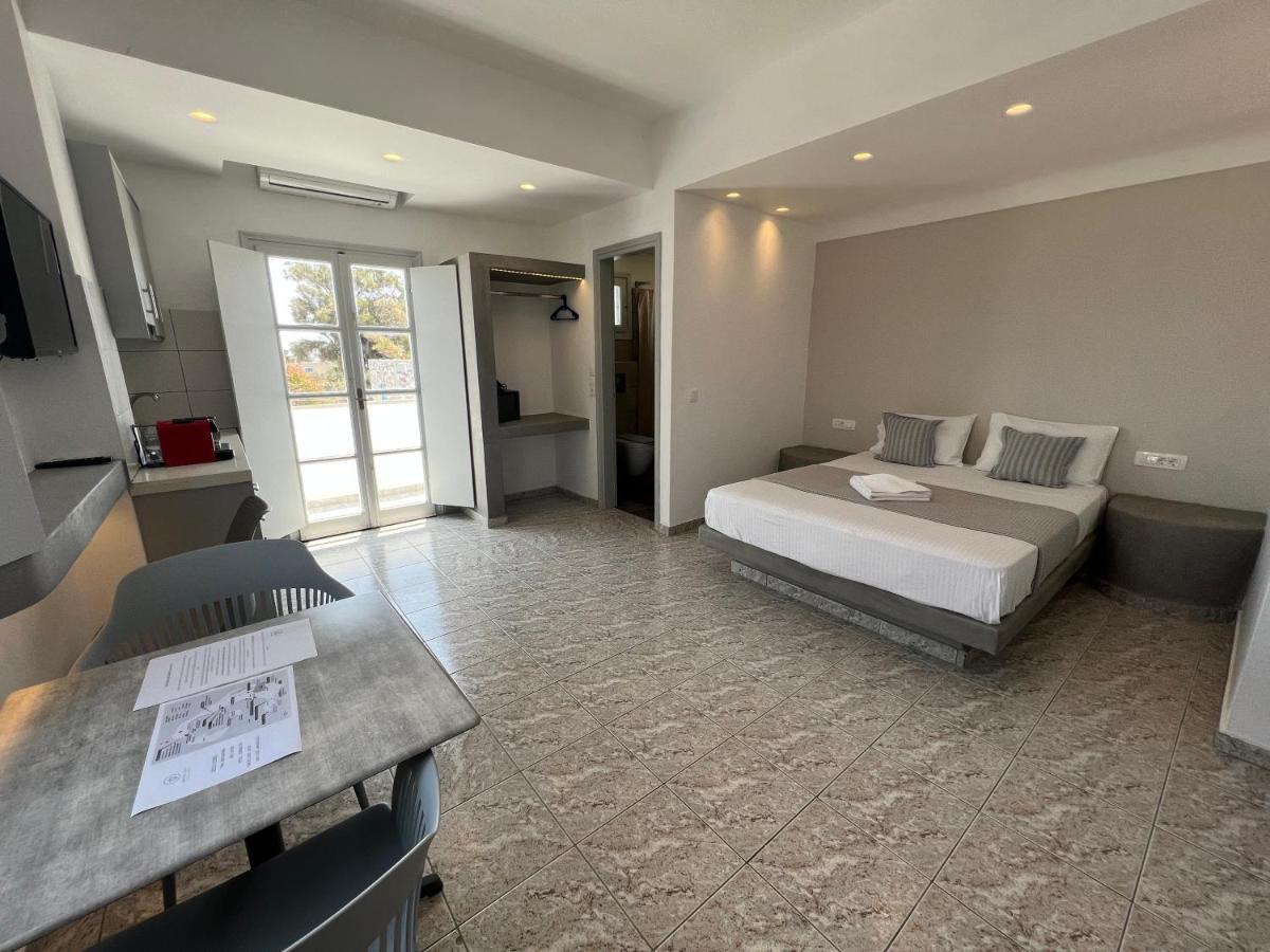 White Lily & Lofts - Adults Only 16 Hotel