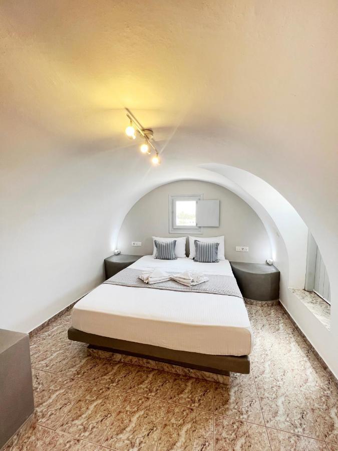 White Lily & Lofts - Adults Only 16 Perivolos (Santorini)