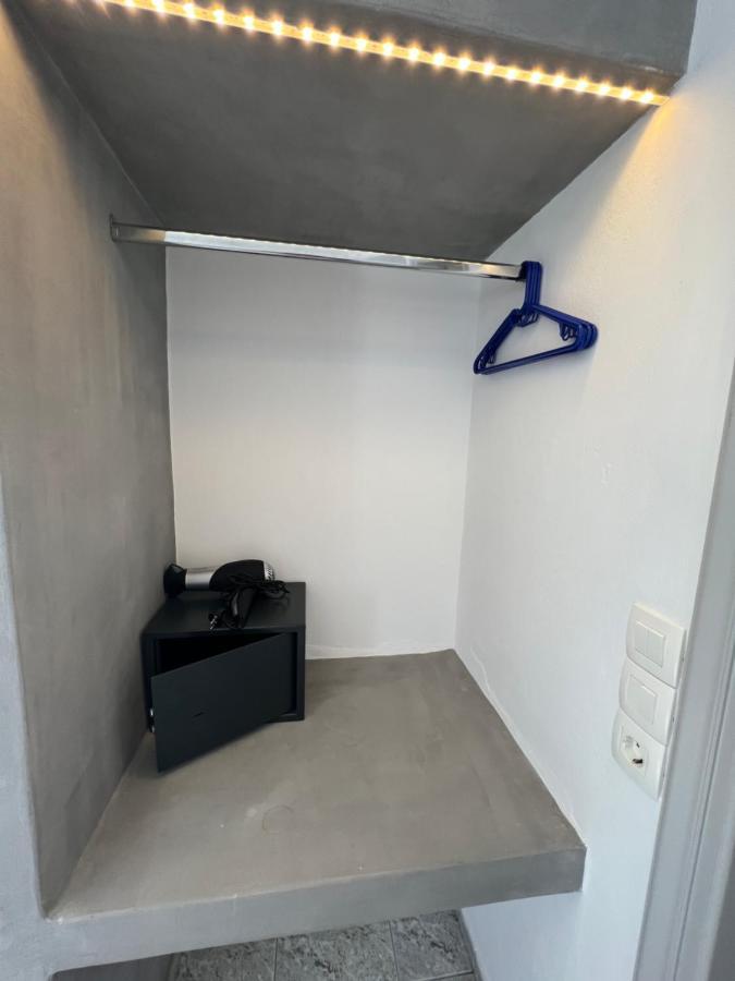 White Lily & Lofts - Adults Only 16 *