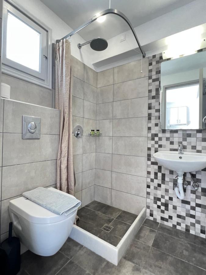 White Lily & Lofts - Adults Only 16 *