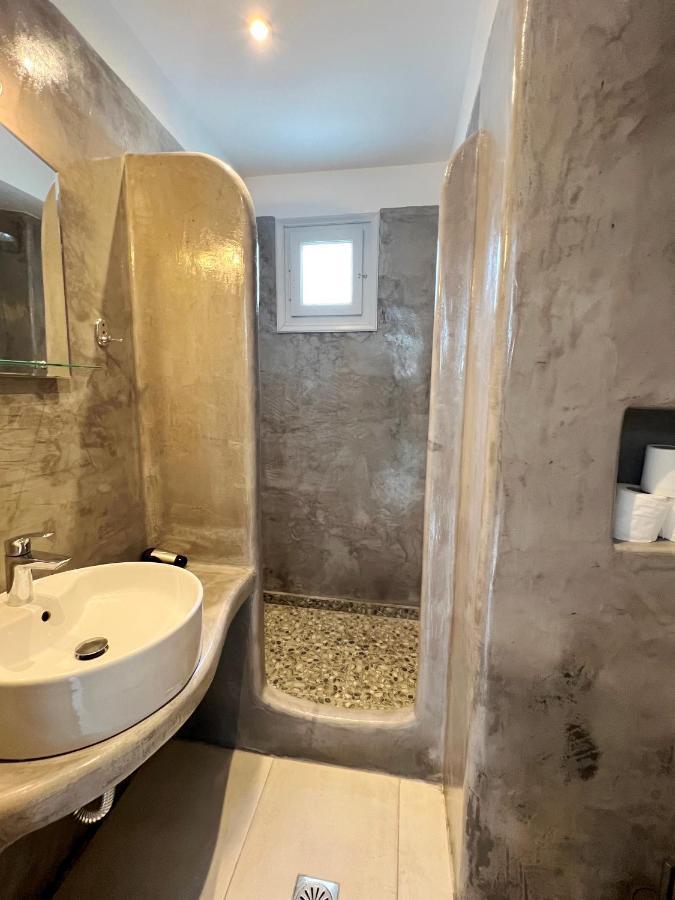 White Lily & Lofts - Adults Only 16 *