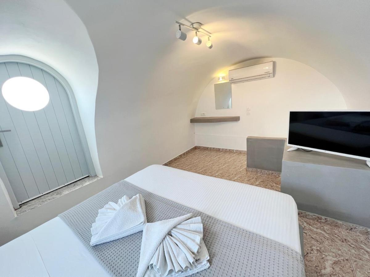 Hotel White Lily & Lofts - Adults Only 16 Perivolos (Santorini)