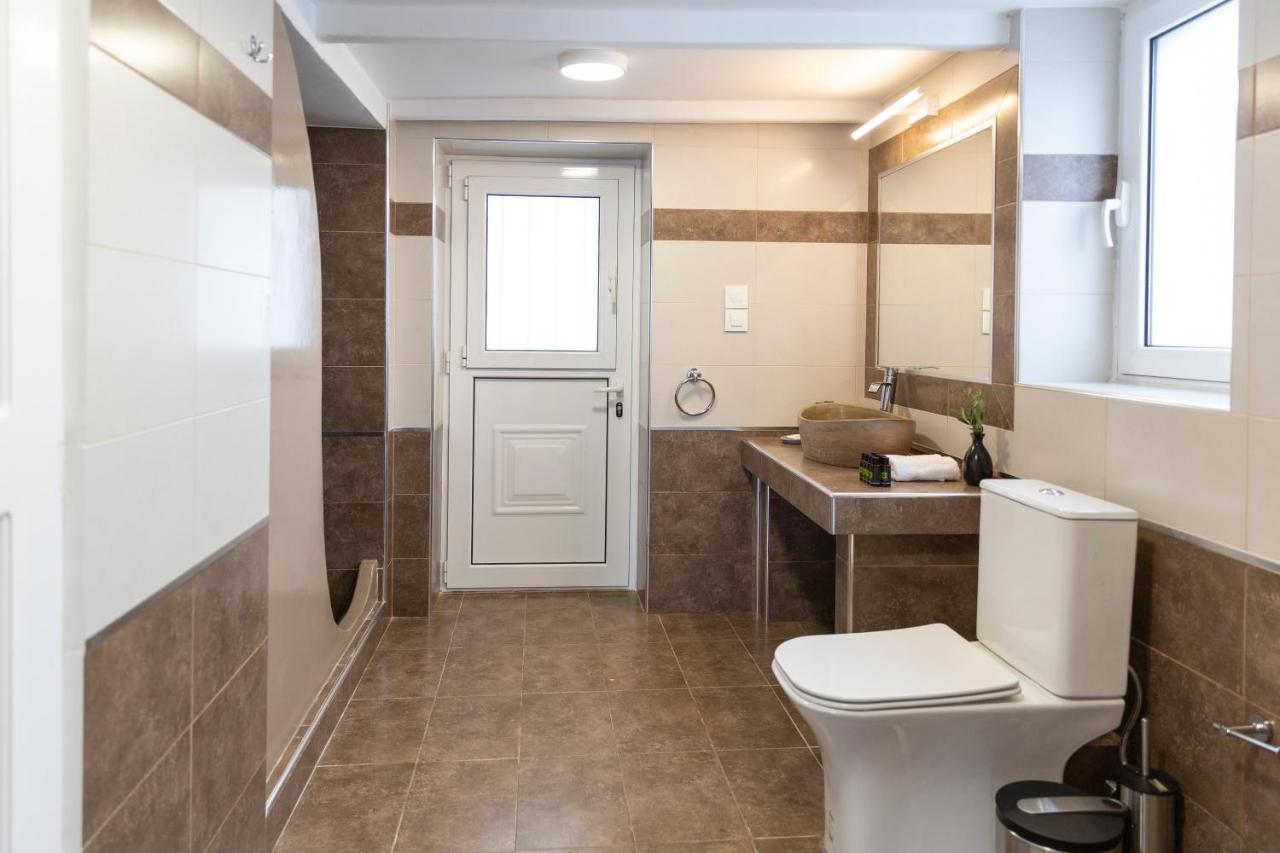 Bed & Breakfast Captain's House Vothon