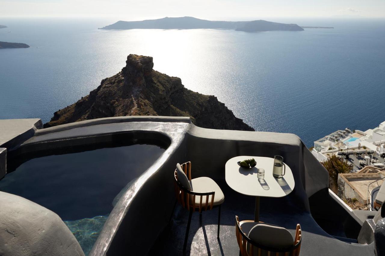 Kivotos Santorini Hotel