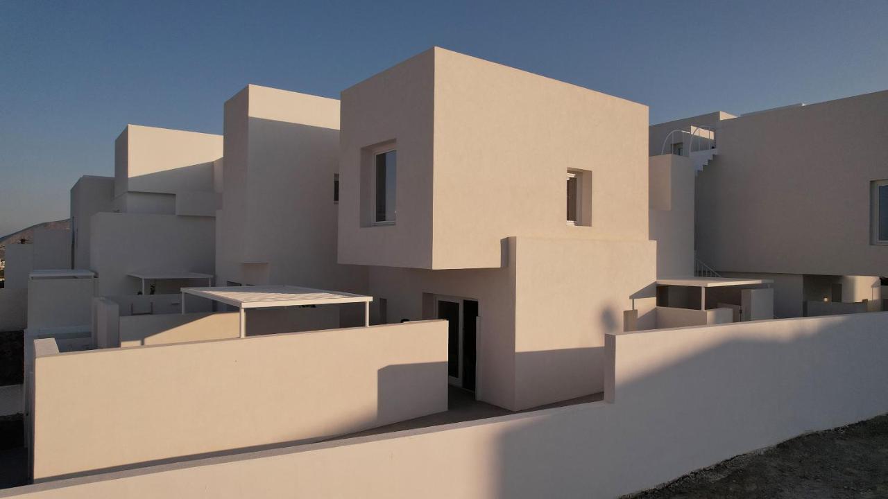 Neo Hotel Fira (Santorini)