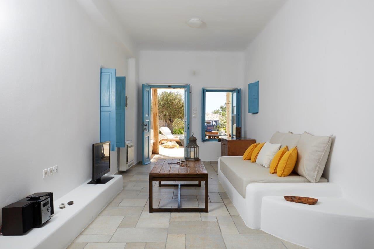 Black Rose 3* Perissa (Santorini)