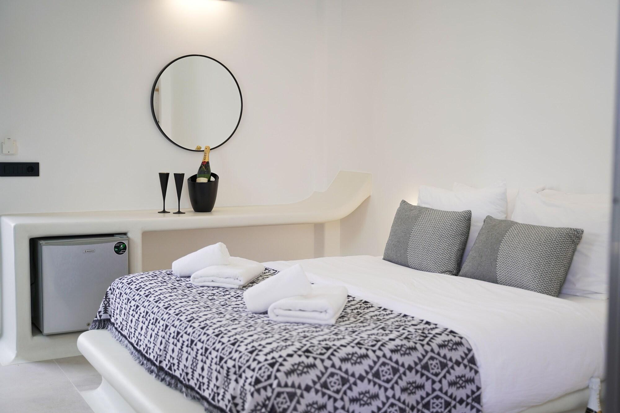 King's 3* Kamari (Santorini)