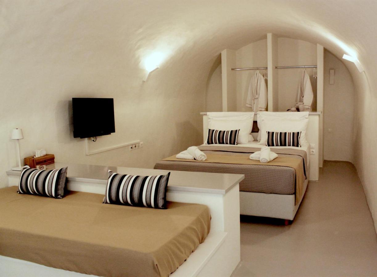 Outopoia Cave Aparthotel *