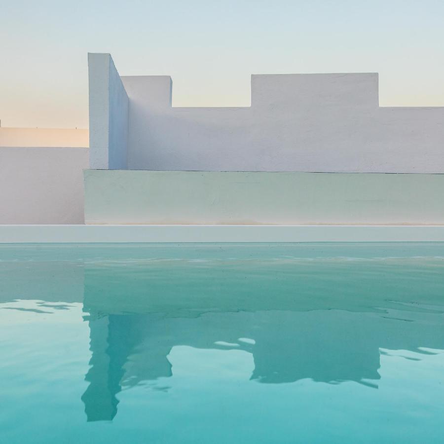 Voca & 4* Kamari (Santorini)