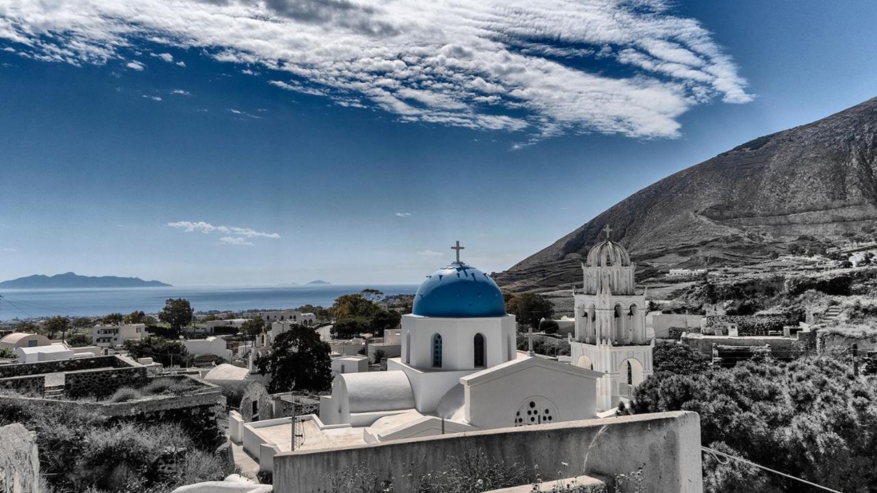Mythos Traditional Stonehouse Kamari (Santorini)