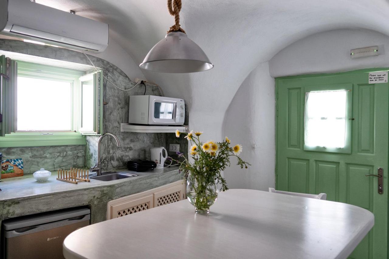 Mythos Traditional Stonehouse Apartment