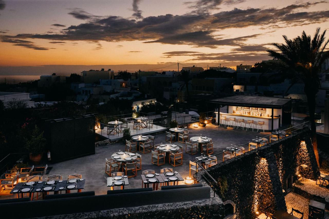 Vedema, A Luxury Collection Resort, Santorini Resort 5*