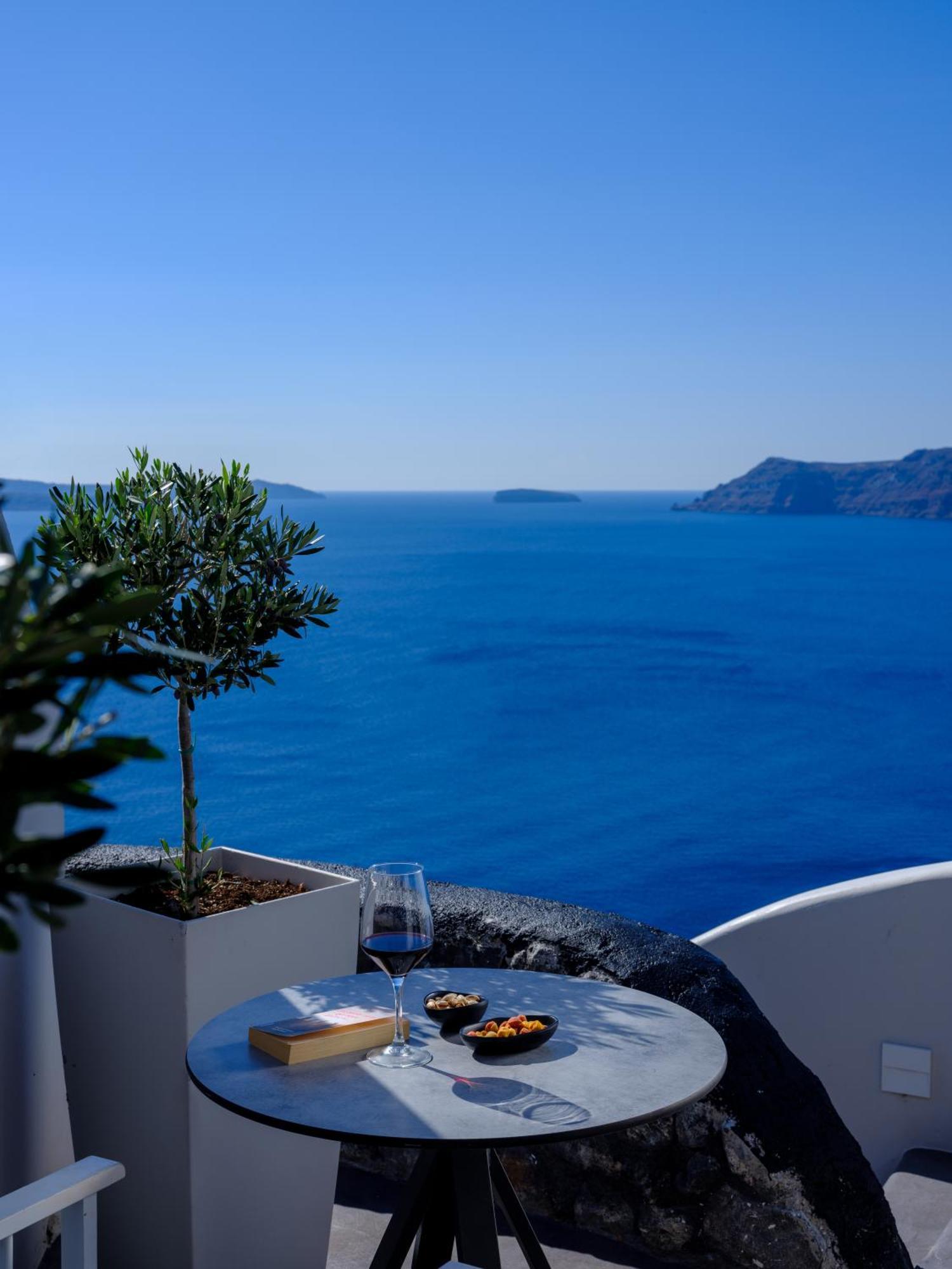 Apartment Nostos Oia (Santorini)