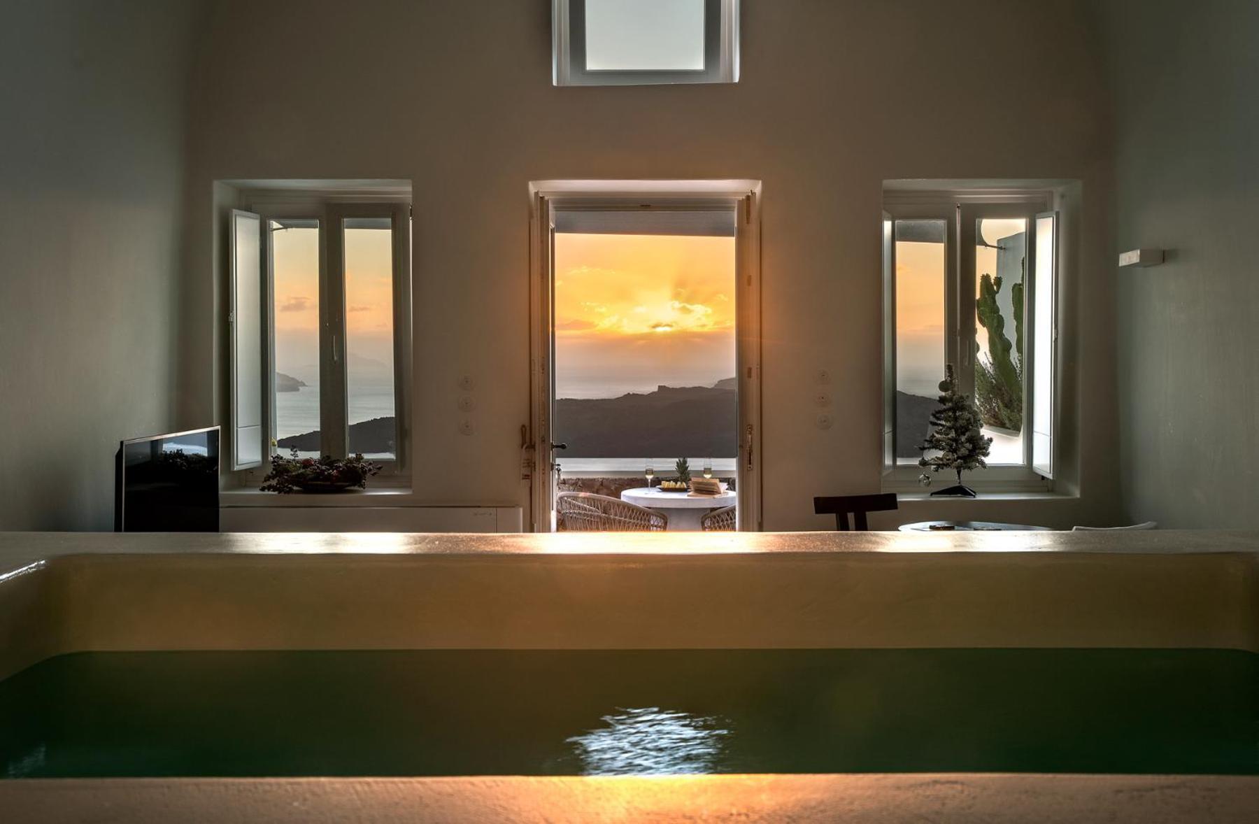Thera Apartment Fira (Santorini)