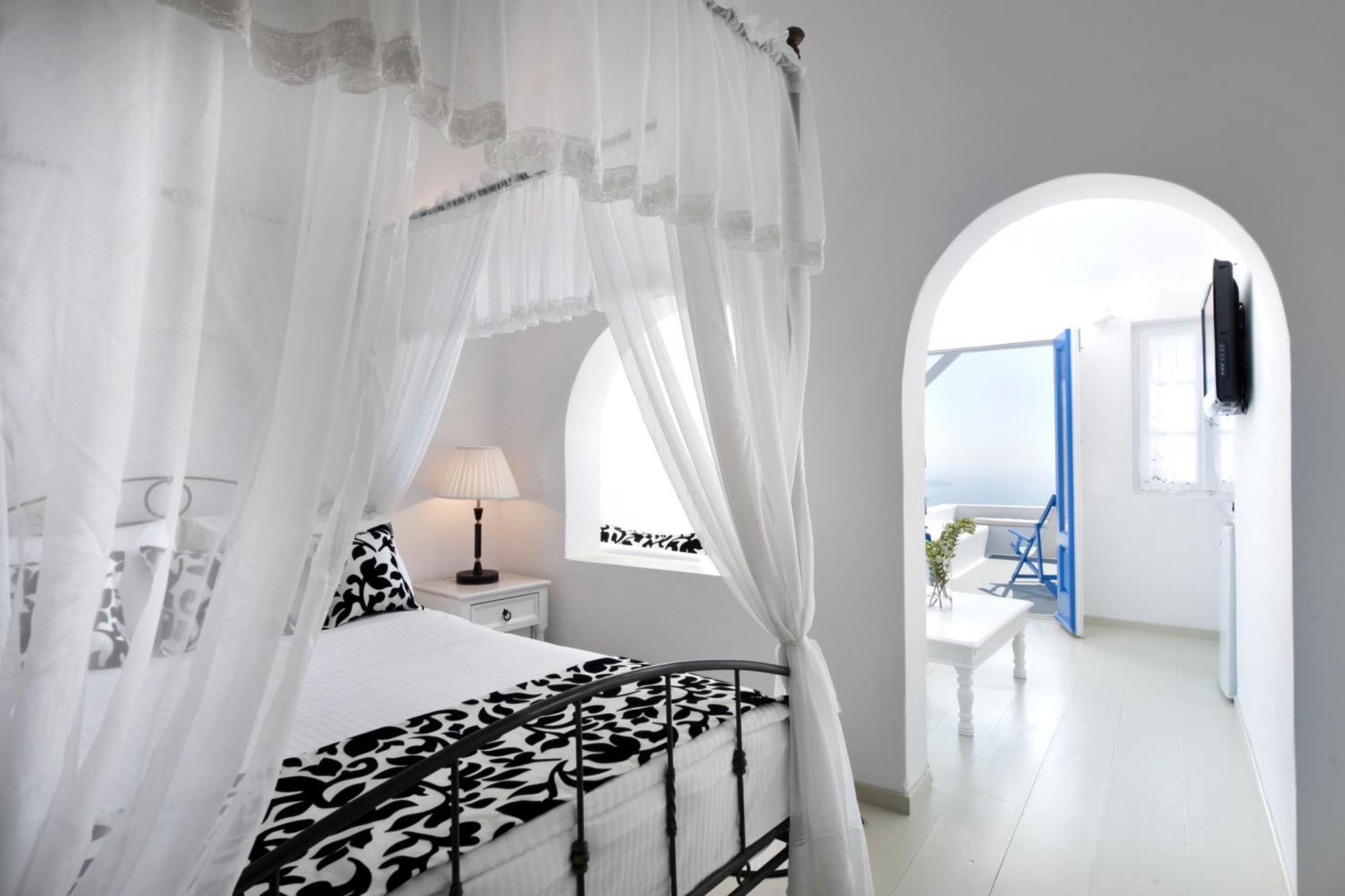 Artemis , Imerovigli (Santorini)